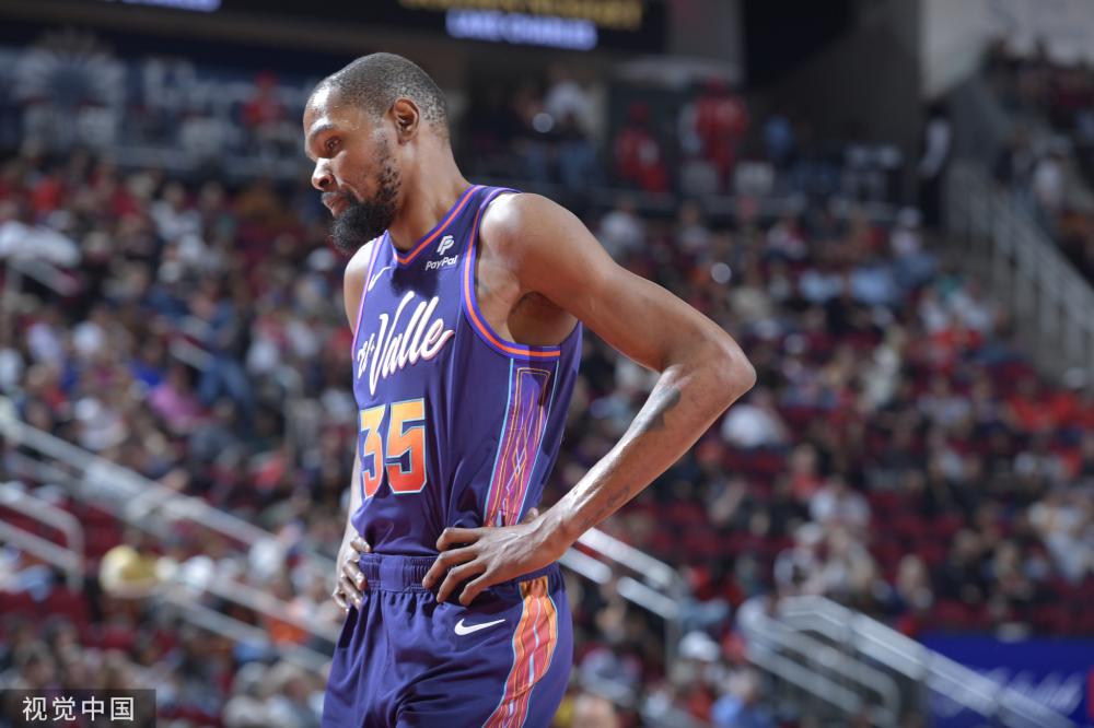 赛场上表现 赛场上表现