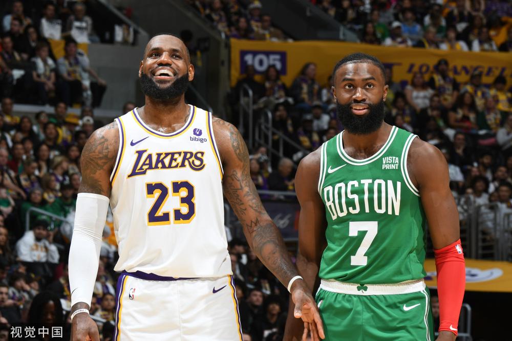 后防中坚 后防中坚