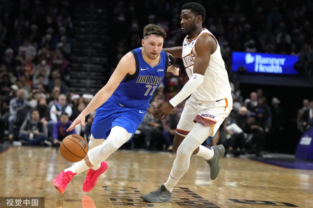 再加上足球 再加上足球