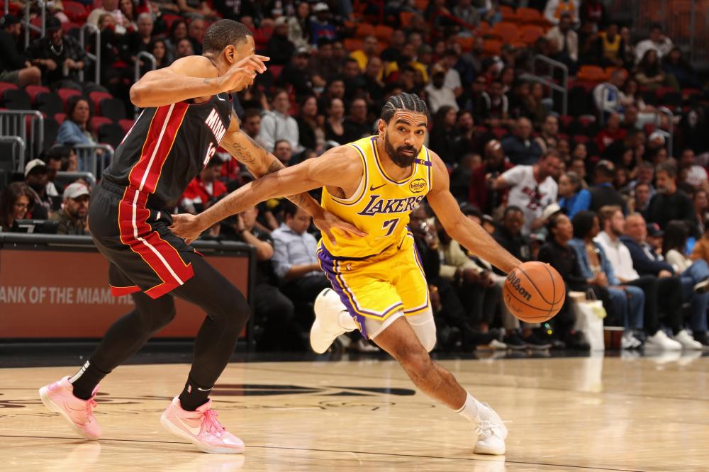 他最终搭上 他最终搭上